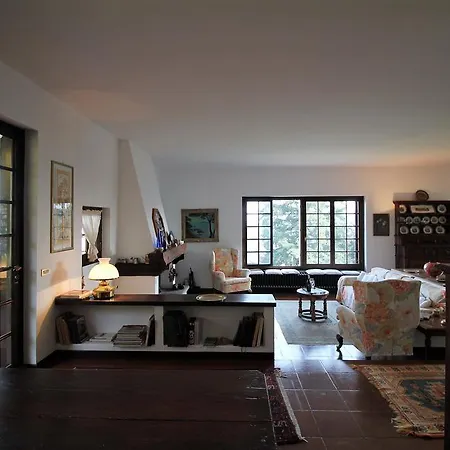 Graziella's Vila Arona